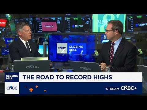 Fundstrat's Mark Newton on the Treasury's intervention and its impact on the bond market