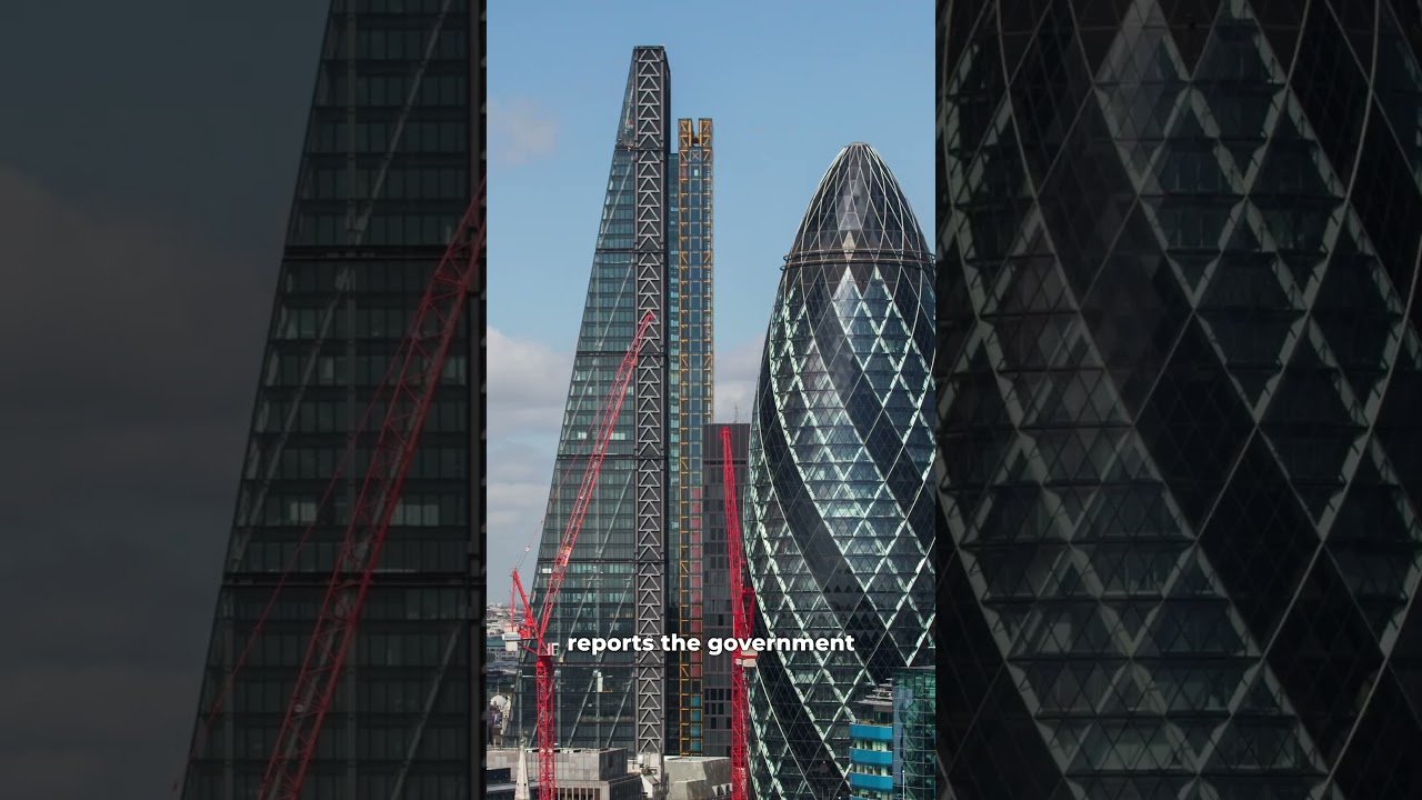🏛️ The Fed Stayed Quiet, Chips Slid Again & UK Banks Faced a Tax Threat: Fed at 3.75–4%